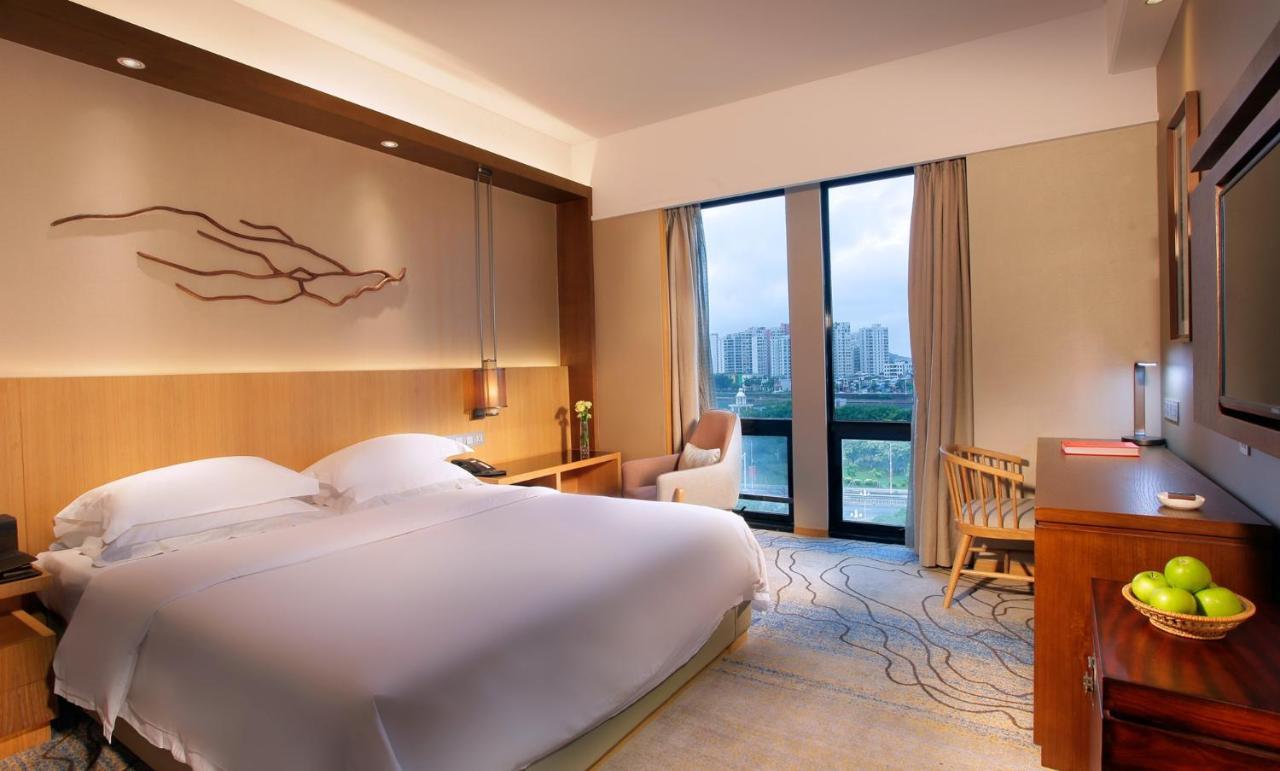 Heyuan Great International Hotel Екстериор снимка